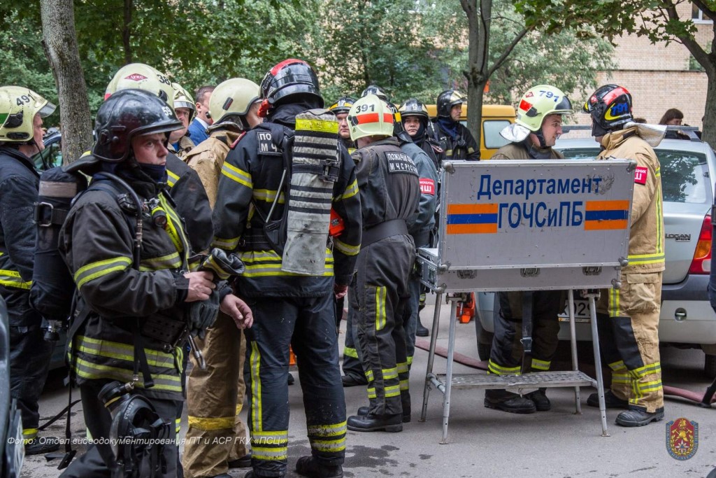 В августе московские спасатели оказали помощь 126 пострадавшим.jpg