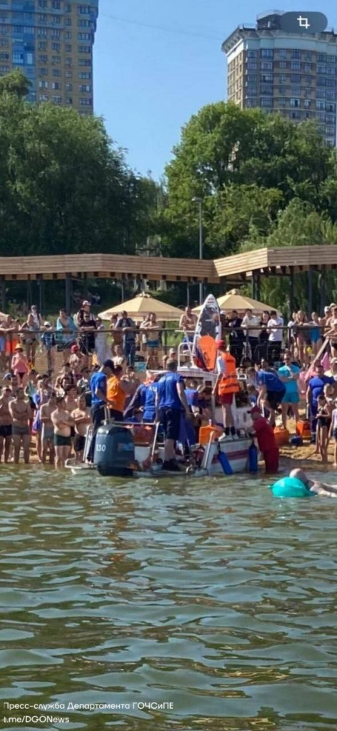 Трёх человек спасли в воскресенье на водоёмах столицы.jpg